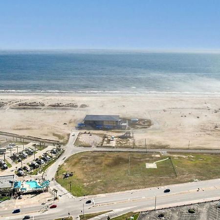 Tropical Springs Studio Apartment Two Queen Beds Galveston Bagian luar foto